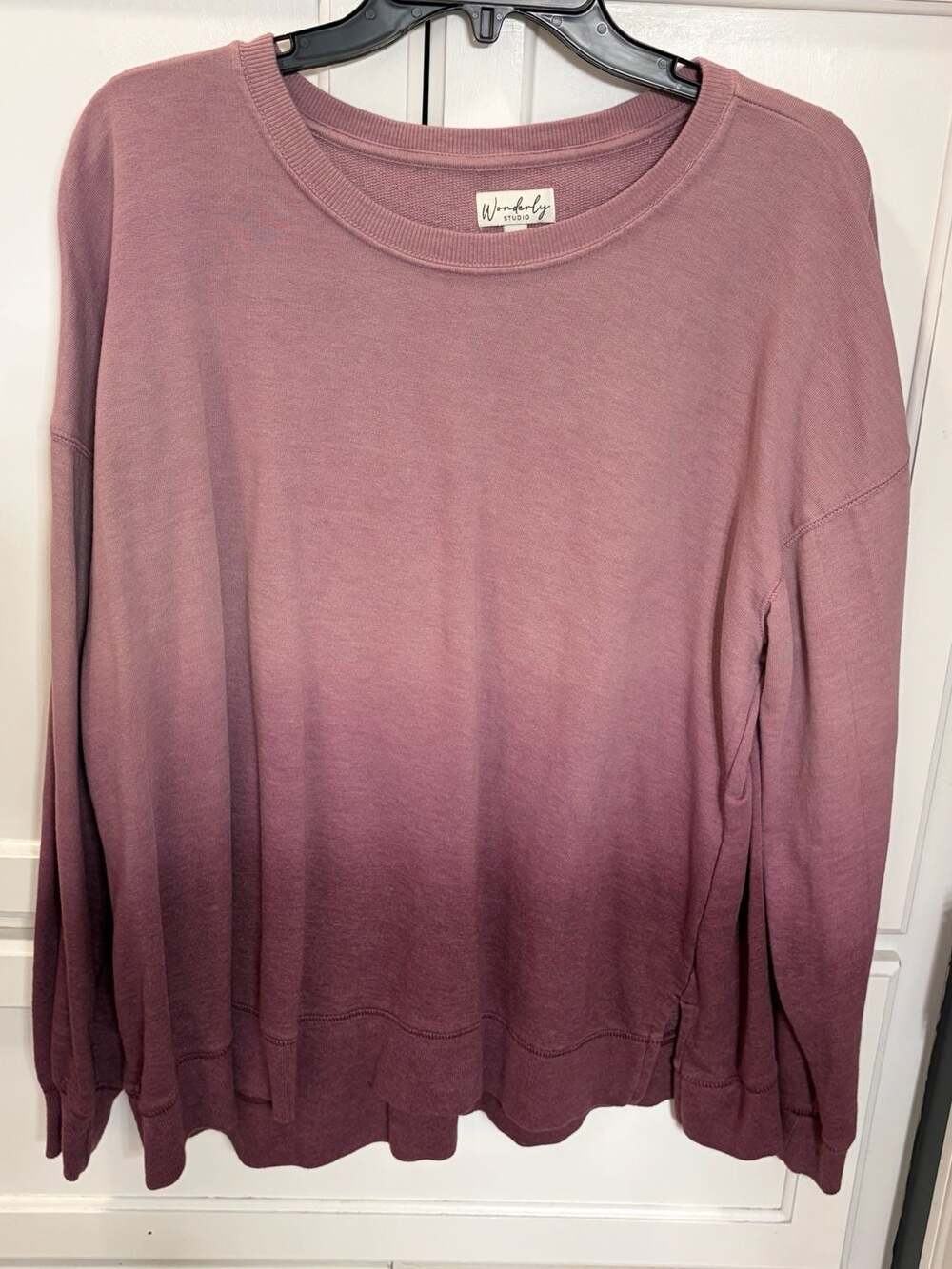 Wonderly Studio Pink Ombre Dip-Dye Crewneck Comfy Sweatshirt XL